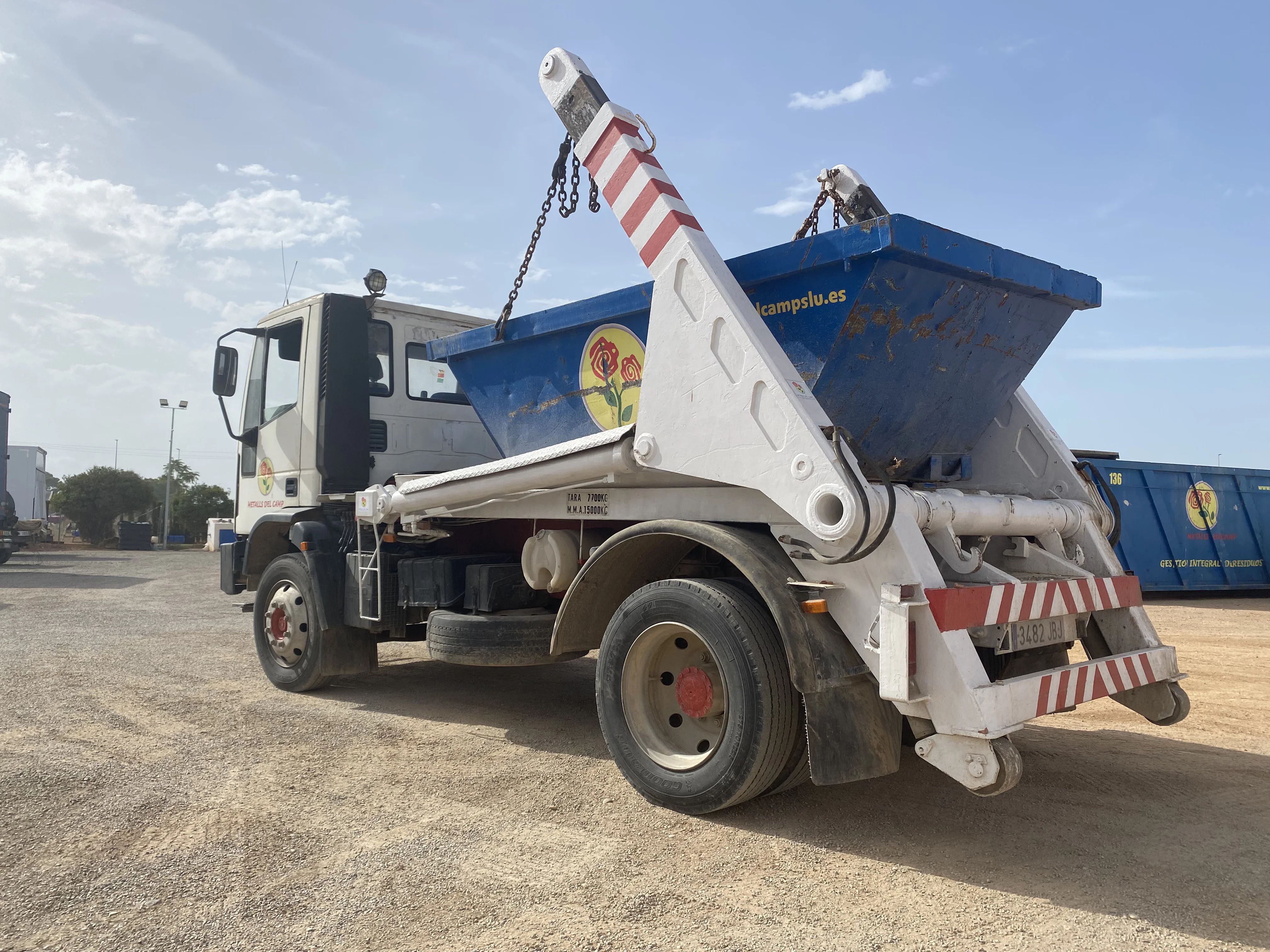 CAMIÓN DE CADENEROS - vista alternativa